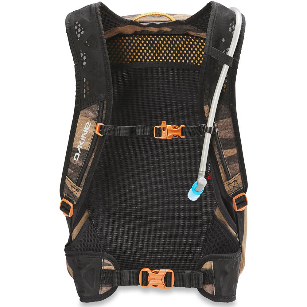 dakine drafter 14l review