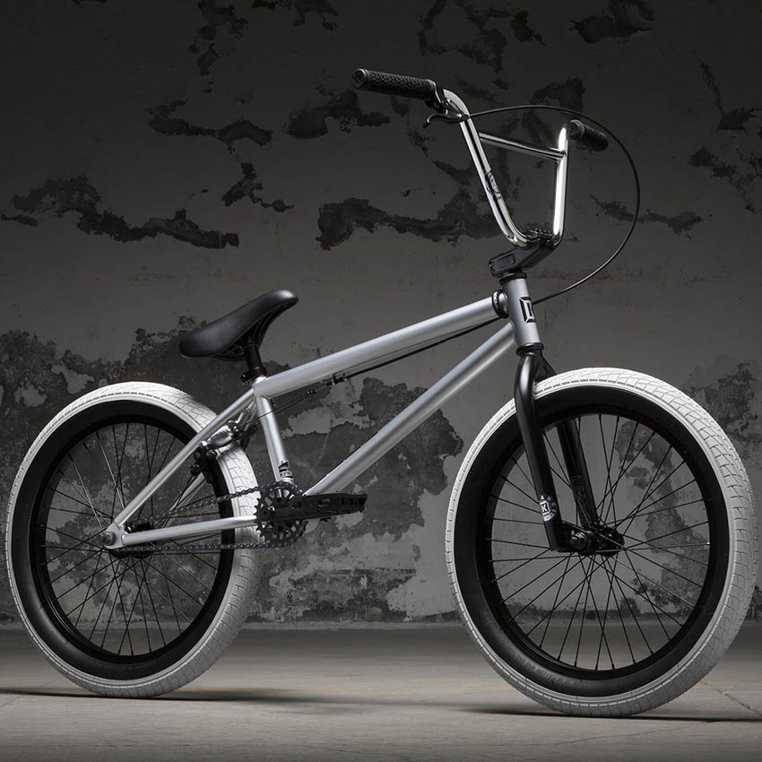 Freestyle BMX kolo KINK Curb 20 2018 Matte Silver Fox DOOKIE.cz