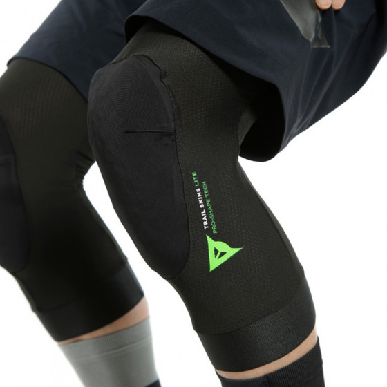 Chrániče kolen - DAINESE Trail Skins Lite Knee Guard 