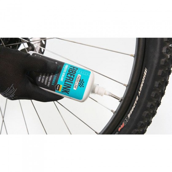 Preventivní tmel - FINISH LINE FiberLink Tubeless Sealant: Pro Latex - 240ml