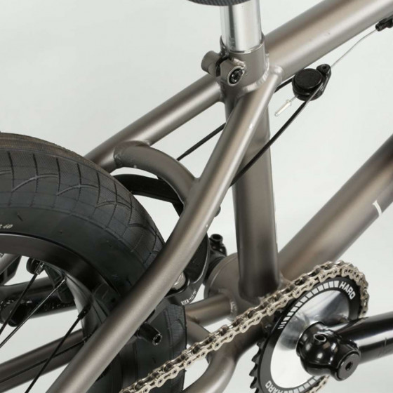 Freestyle BMX kolo - HARO Interstate 21'' - Grey / Black