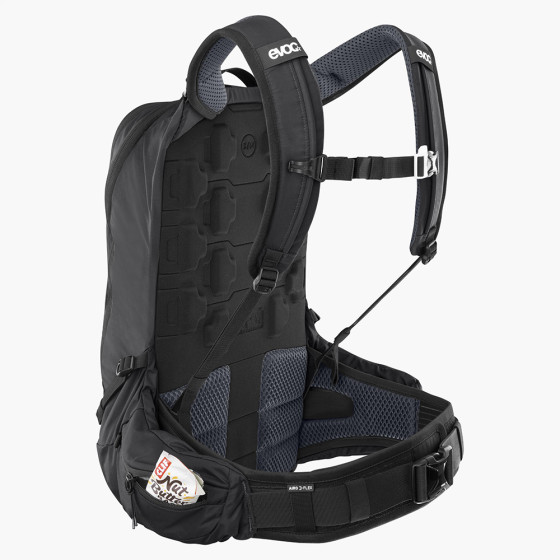 Batoh - EVOC Trail PRO 16l Blackline - černá