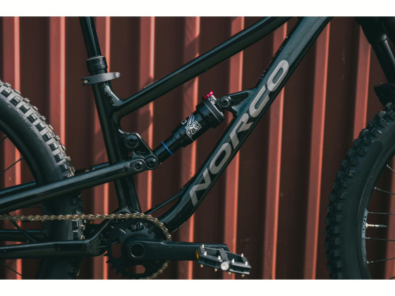 DĚTSKÉ Trail MTB kolo - NORCO Fluid FS 2 24" - Black / Grey