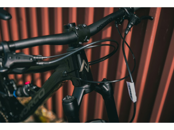 DĚTSKÉ Trail MTB kolo - NORCO Fluid FS 2 24" - Black / Grey