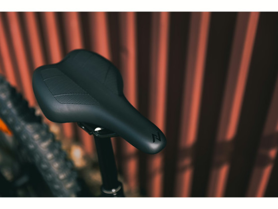 DĚTSKÉ Trail MTB kolo - NORCO Fluid FS 2 24" - Black / Grey