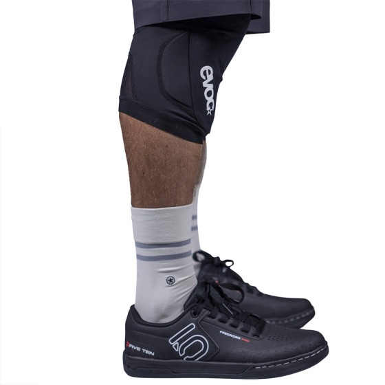 Chrániče kolen - EVOC Flex Lite LS - Black