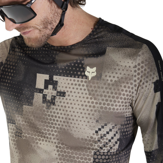 Dres - FOX Flexair Ascent Ls Pulse 2025 - Sand