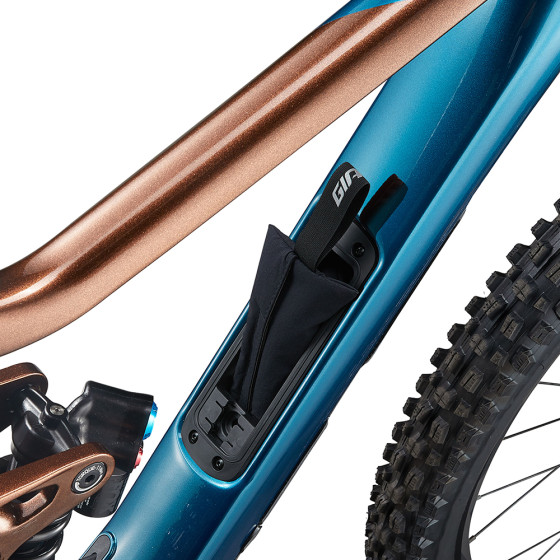 Freeride / Bikepark kolo - GIANT Reign SX 2024 - Sea Sparkle / Hematite