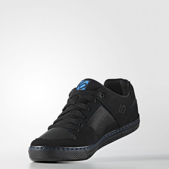 Boty - FIVE TEN Freerider 2019 - Black / Shock Blue