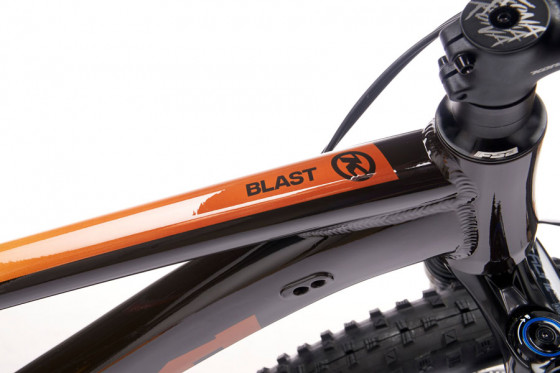 Horské MTB kolo - KONA Blast 2021 - Gloss Chocolate / Yellow