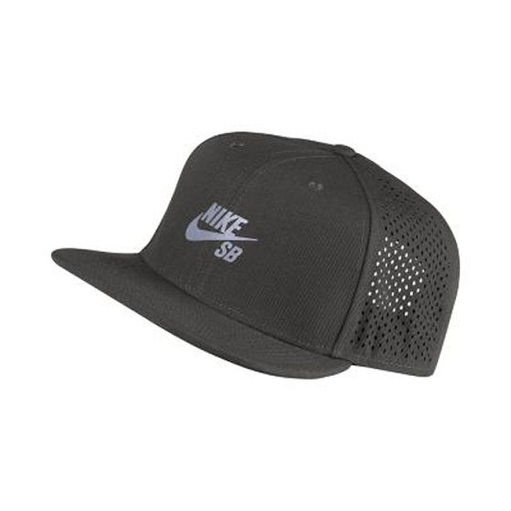 Čepice - NIKE SB Performance PRO Trucker 2015 - šedá