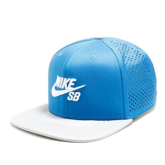 Čepice - NIKE SB Performance Trucker 2014