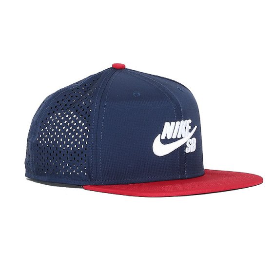 Čepice - NIKE SB Performance Trucker 2015 - modročervená