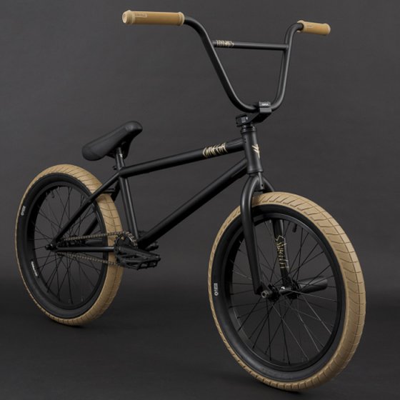 Freestyle BMX kolo - FLY BIKES Omega 21" RHD 2017 - černá