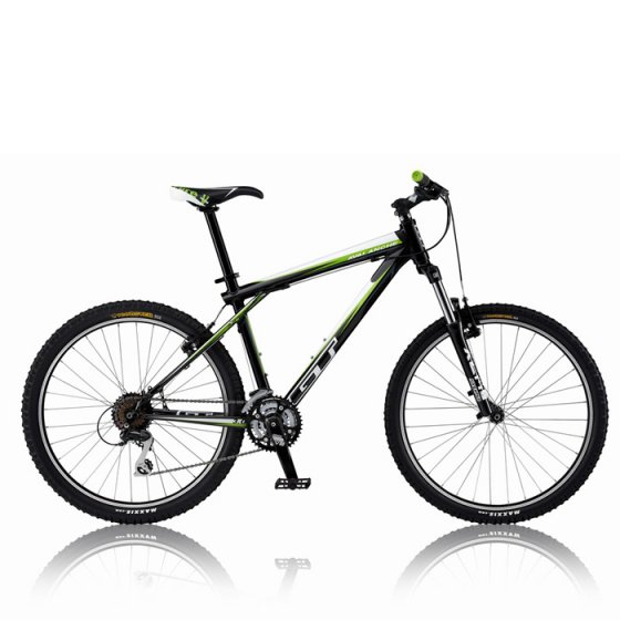 Horské kolo - GT Avalanche 3.0  2011