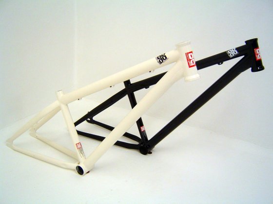 Rám MTB - LEAF CYCLES D.Two - bílá