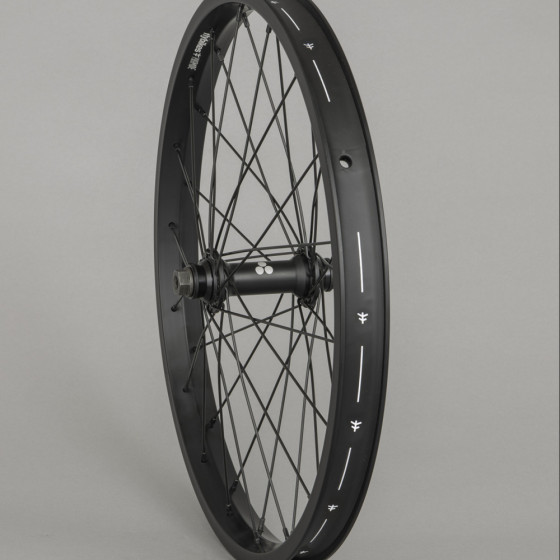 Vypletené přední kolo BMX - TRÉBOL Piramide Female Front - Flat Black