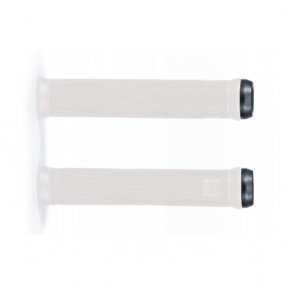Gripy - WETHEPEOPLE Remote - White